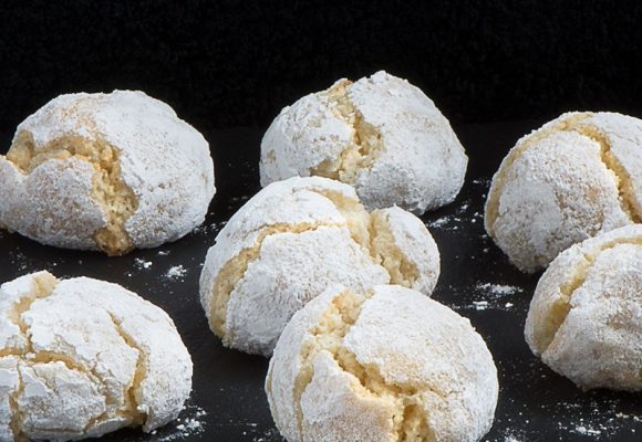 Italijanski piškoti Amaretti